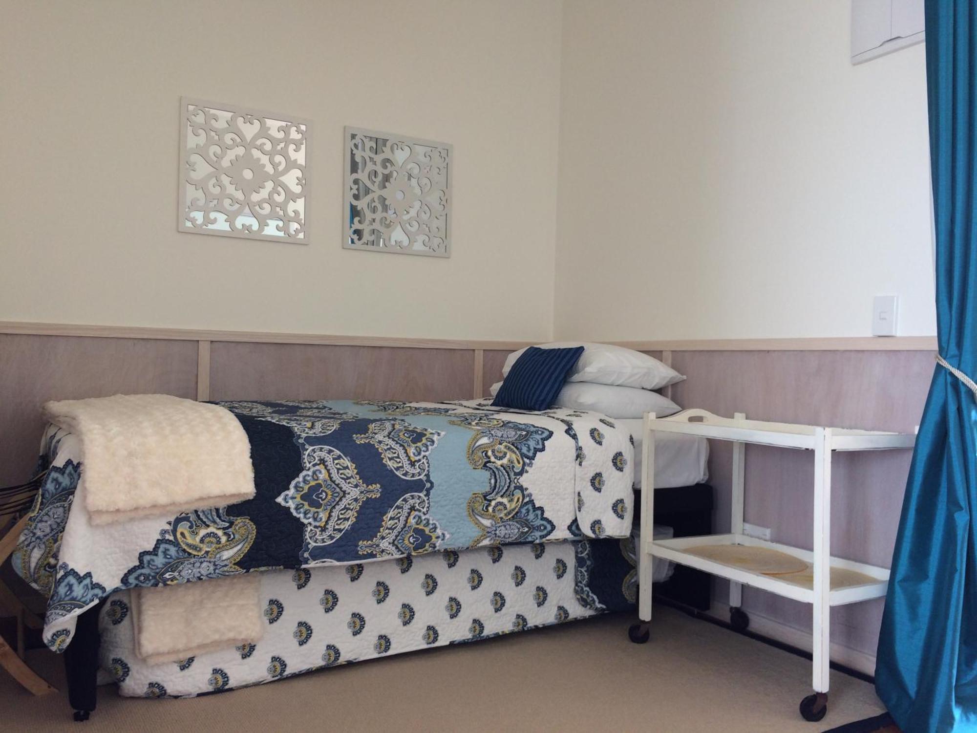 Leigh Central Room photo